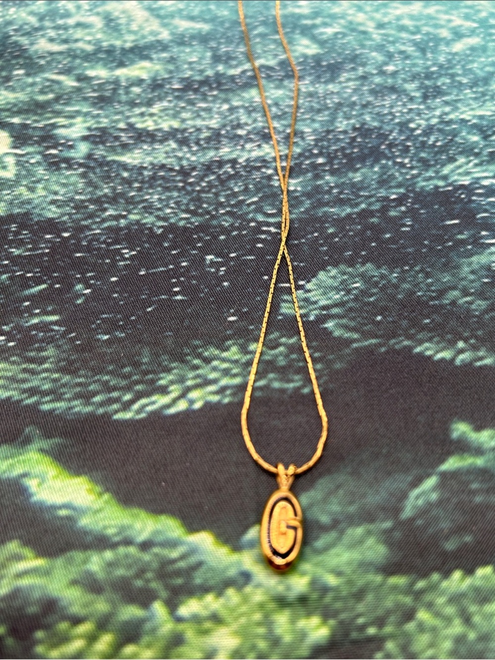 Vintage 1980s Givenchy Gold Plated Black Enamel G Initial Pendant Necklace VGC